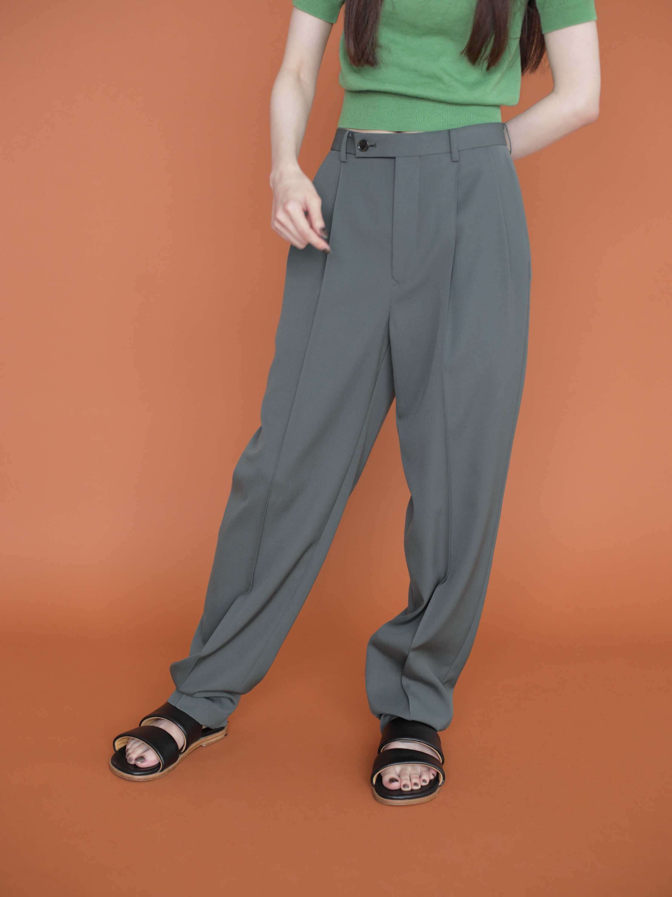 AURALEE LIGHT WOOL MAX GABARDINE SLACKS | odmalihnogu.org